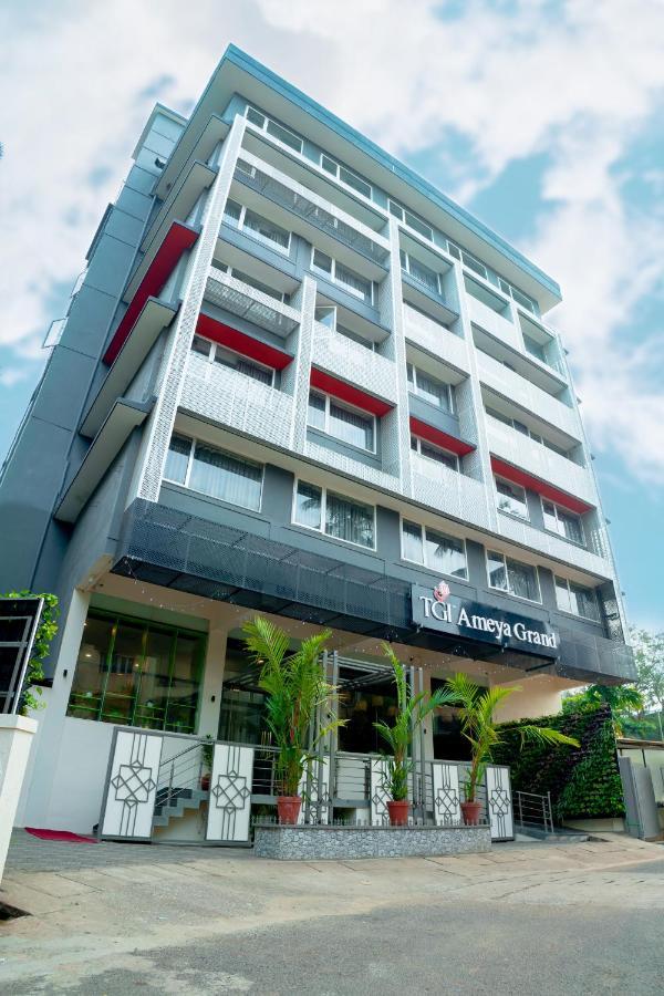 Hotel Tgi Ameya Grand à Panaji Extérieur photo